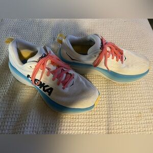 Hoka Bondi 8 - Women’s size 9.5 Wide